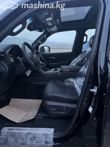 Toyota Land Cruiser 300 Series 3.5 AT 4WD