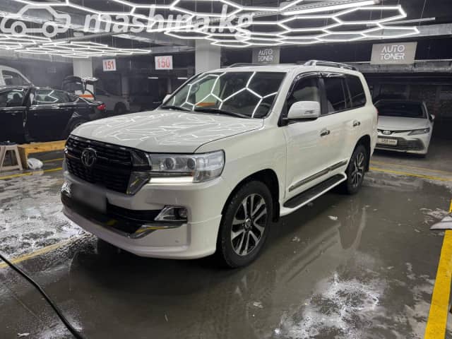 Toyota Land Cruiser 200 Series Рестайлинг 1 4.5d AT 4WD