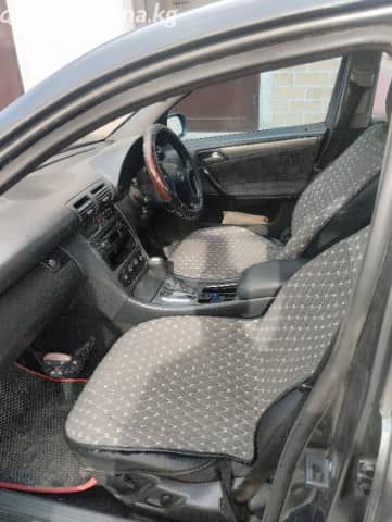 Mercedes-Benz C-Класс II (W203) 200 2.0 AT