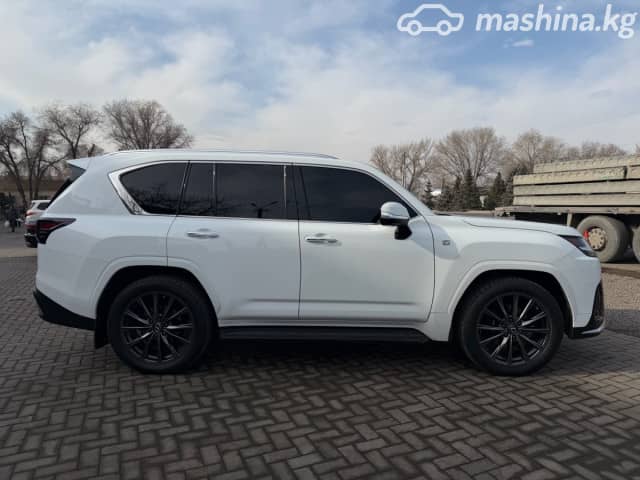 Lexus LX IV 600 3.5 AT 4WD