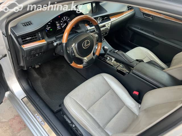 Lexus ES VI 300h 2.5hyb CVT