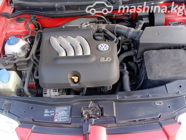 Volkswagen Bora 2.0 MT