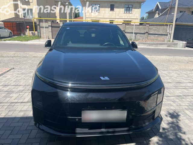 LiXiang L6 1.5hyb AT 4WD