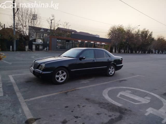 Mercedes-Benz E-Класс II (W210, S210) Рестайлинг 240 2.6 MT