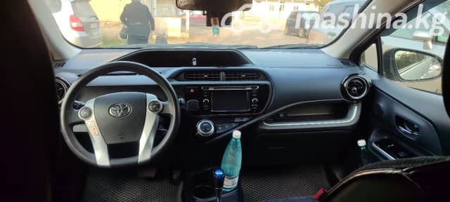 Toyota Prius c I Рестайлинг 1.5hyb CVT
