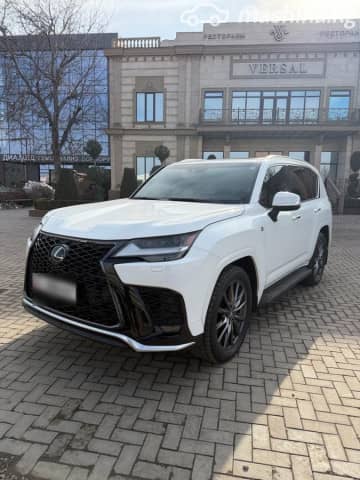 Lexus LX IV 600 3.5 AT 4WD