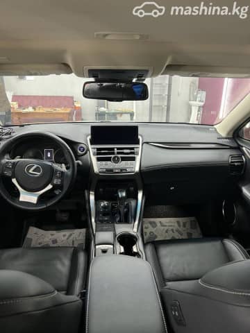 Lexus NX I Рестайлинг 300h 2.5hyb CVT