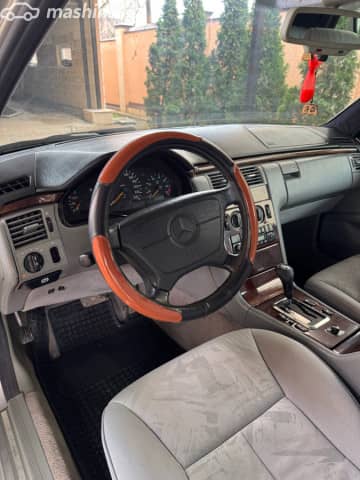 Mercedes-Benz E-Класс II (W210, S210) 230 2.3 AT