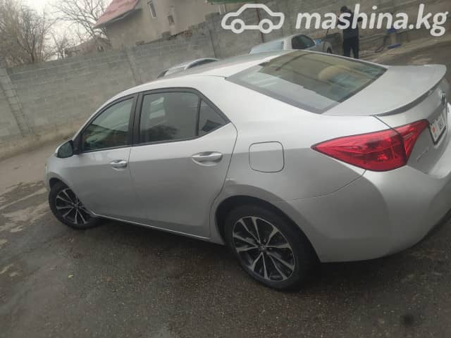 Toyota Corolla XI (E160, E170) Рестайлинг 2 Axio 1.5 CVT