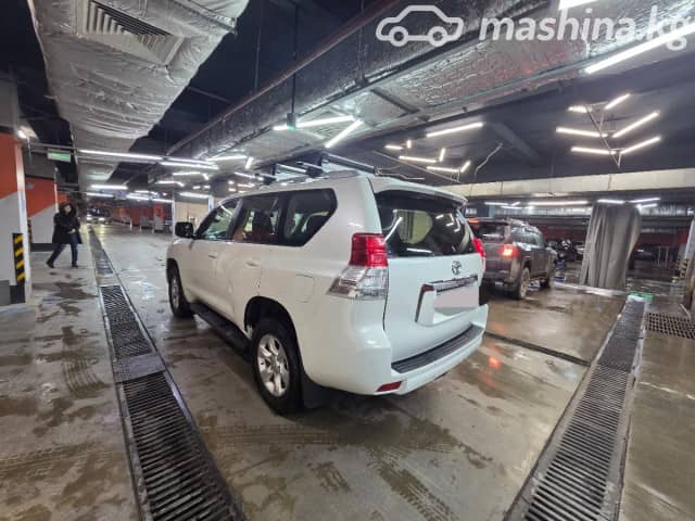 Toyota Land Cruiser Prado 150 Series 2.7 AT 4WD