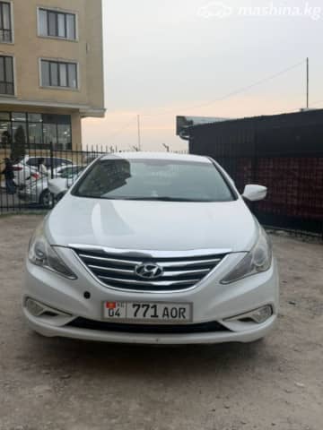 Hyundai Sonata VI (YF) 2.0 AT Газ