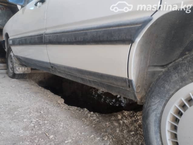 Audi 100 III (C3) 1.8 MT 4WD