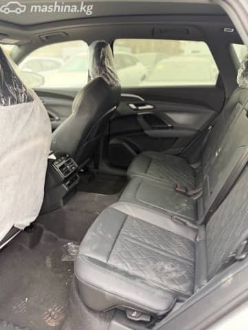Audi Q5 II (FY) Рестайлинг 45 TFSI 2.0 AMT 4WD