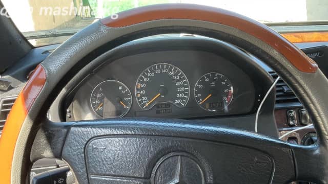 Mercedes-Benz C-Класс I (W202) Рестайлинг 240 2.6 AT