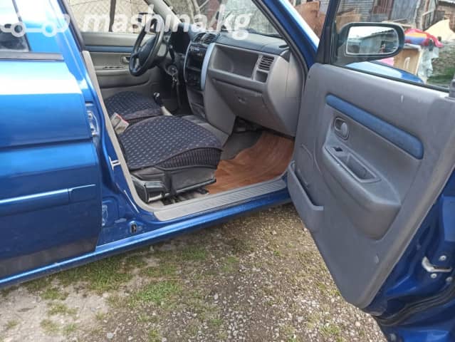 Mazda Demio I (DW) 1.5 MT