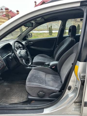 Toyota Avensis I Рестайлинг 2.0 AT