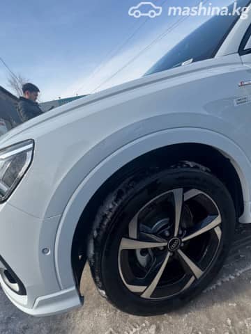 Audi Q3 II (F3) 35 TFSI 1.5 AMT