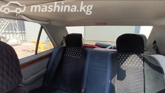 Mercedes-Benz W124 230 2.3 AT