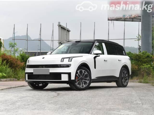 Lynk & Co 900 1.5hyb AT 4WD