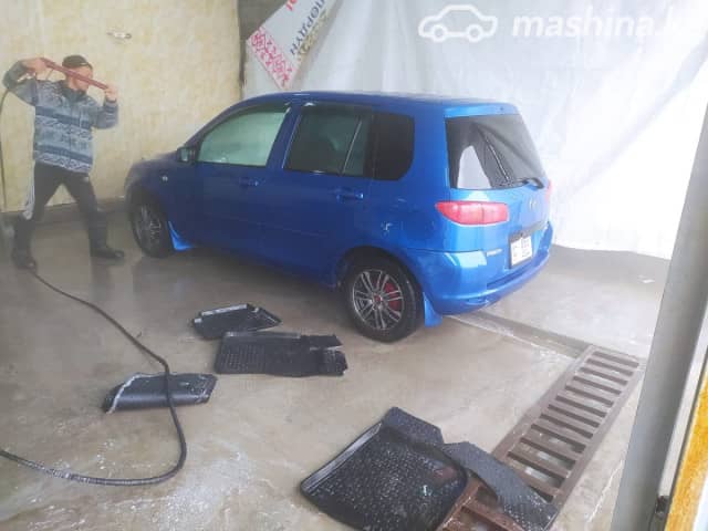 Mazda Demio II (DY) 1.3 AT