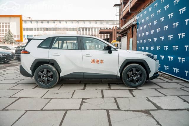 Toyota RAV4 V (XA50) 2.0 CVT 4WD