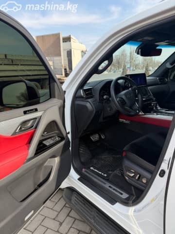 Lexus LX IV 600 3.5 AT 4WD