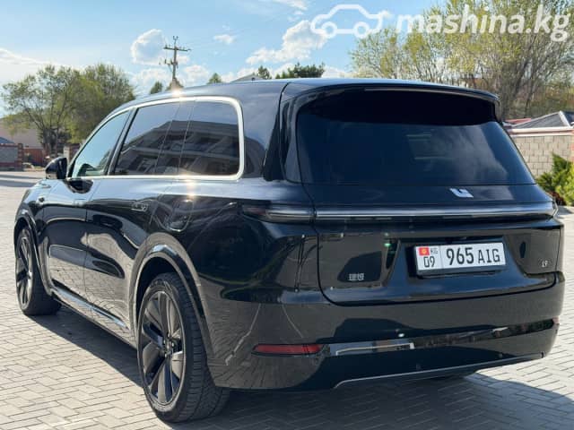 LiXiang L9 Рестайлинг 1.5hyb AT 4WD