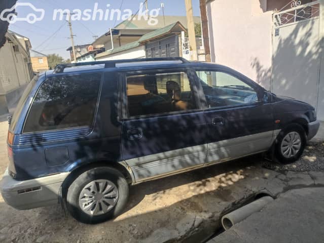 Mitsubishi Space Wagon II 2.0 MT