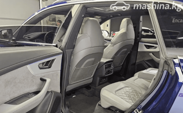 Audi Q8 I (4M) 50 TDI 3.0d AT 4WD