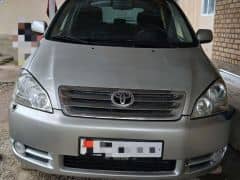 Toyota Avensis Verso 2.0 MT