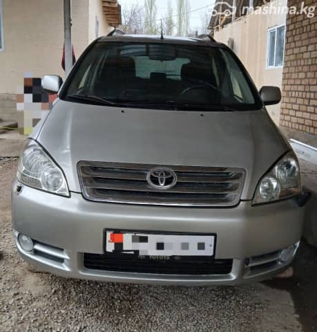 Toyota Avensis Verso 2.0 MT