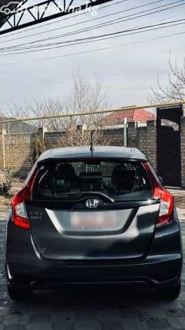 Honda Fit III Рестайлинг 1.5 CVT