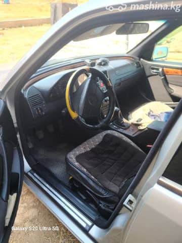 Mercedes-Benz C-Класс I (W202) Рестайлинг 200 2.0 MT