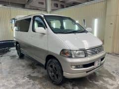Toyota Regius 3.0d AT 4WD