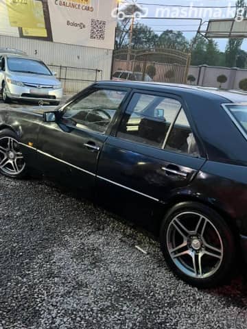 Mercedes-Benz E-Класс I (W124) 320 3.2 AT