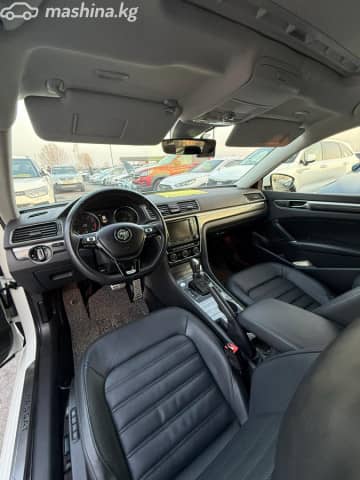 Volkswagen Passat B8 2.0 AMT