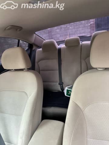 Hyundai Elantra VI (AD) 2.0 AT