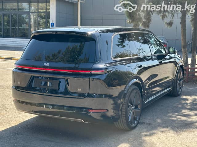 LiXiang L9 Max 1.5hyb AT 4WD