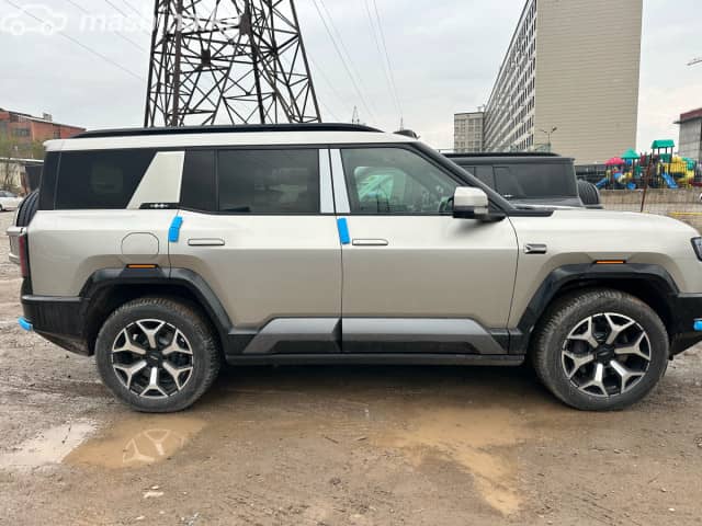 BYD FangChengBao Leopard 8 2.0hyb AT 4WD