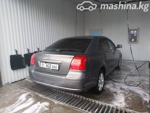 Toyota Avensis II 1.8 MT