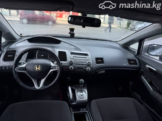 Honda Civic VIII 1.8 AT