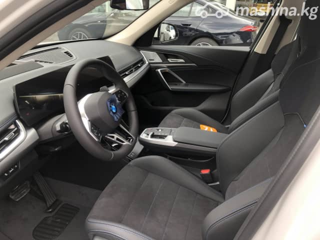 BMW X1 III (U11/U12) 25Li xDrive 2.0 AMT 4WD