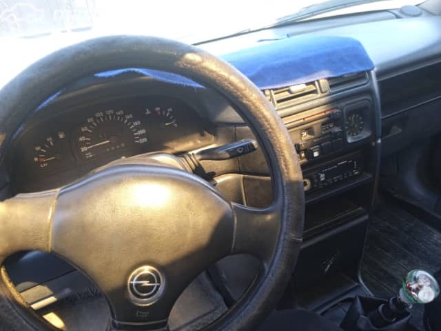 Opel Vectra A 2.0 MT