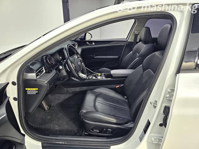 Kia K5 III LPi 2.0 AT