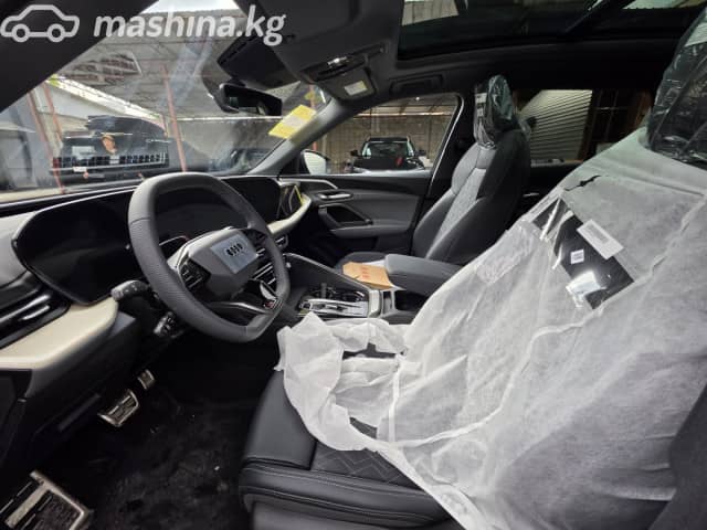 Audi Q5 III 40 TFSI 2.0 AMT 4WD