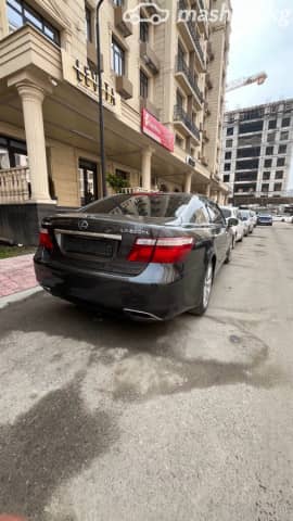 Lexus LS IV 600h L 5.0hyb CVT 4WD
