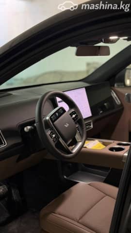 LiXiang L6 1.5hyb AT 4WD