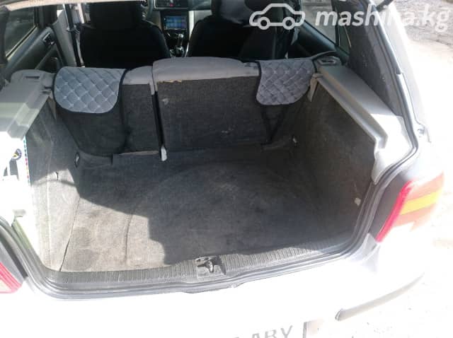 Volkswagen Golf IV 1.6 MT