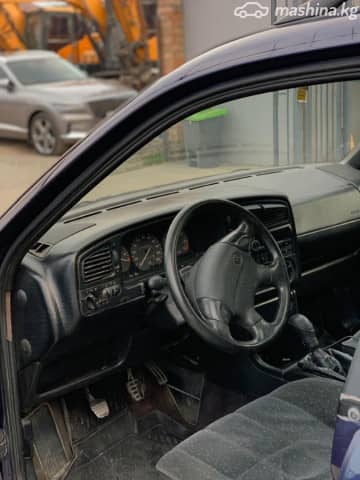 Volkswagen Passat B4 1.8 MT