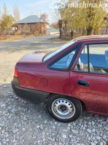 Daewoo Nexia I Рестайлинг 1.5 MT
